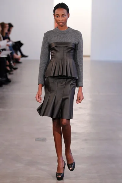 Look 8